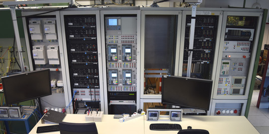 Picture of the compass lab-environment